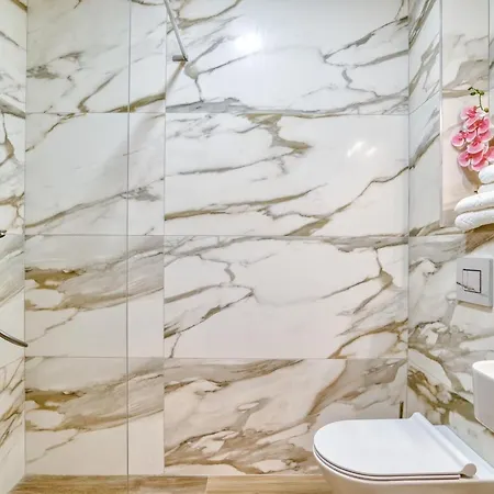 Ivanovic Residences Apartament *