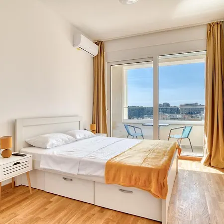 Ivanovic Residences * Budva