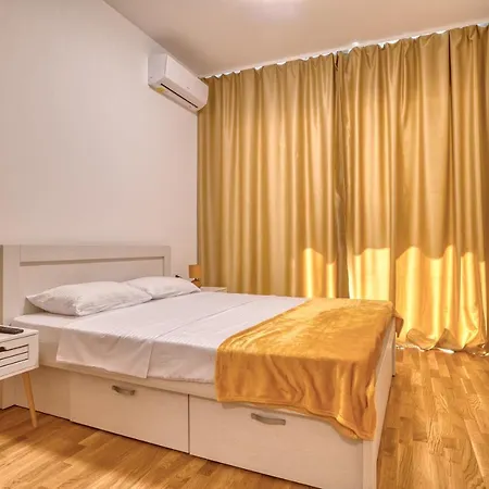 Ivanovic Residences * Budva